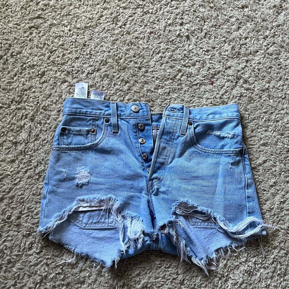 levi 501 shorts
